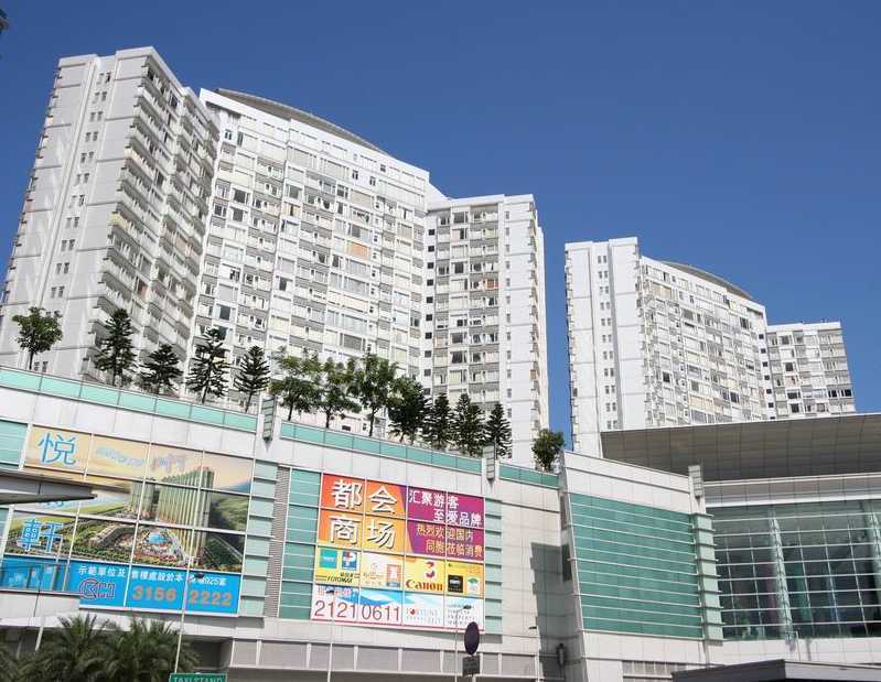 香港置业南九龙黄埔海名轩分行高级区域董事欧淼林(paul au)表示,都会