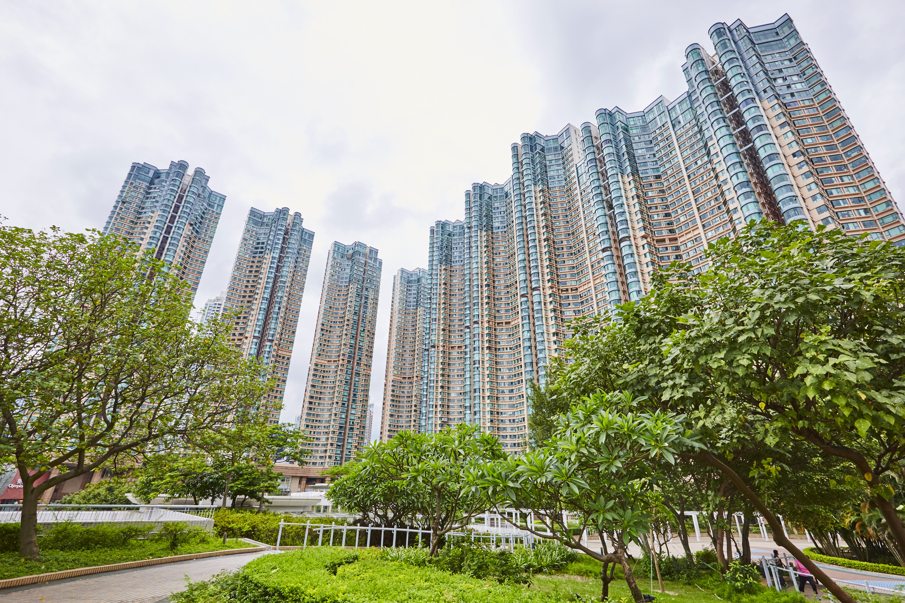 柏景湾2房高层户2.45万元租出 实用呎租约54.6元 租金回报约5厘